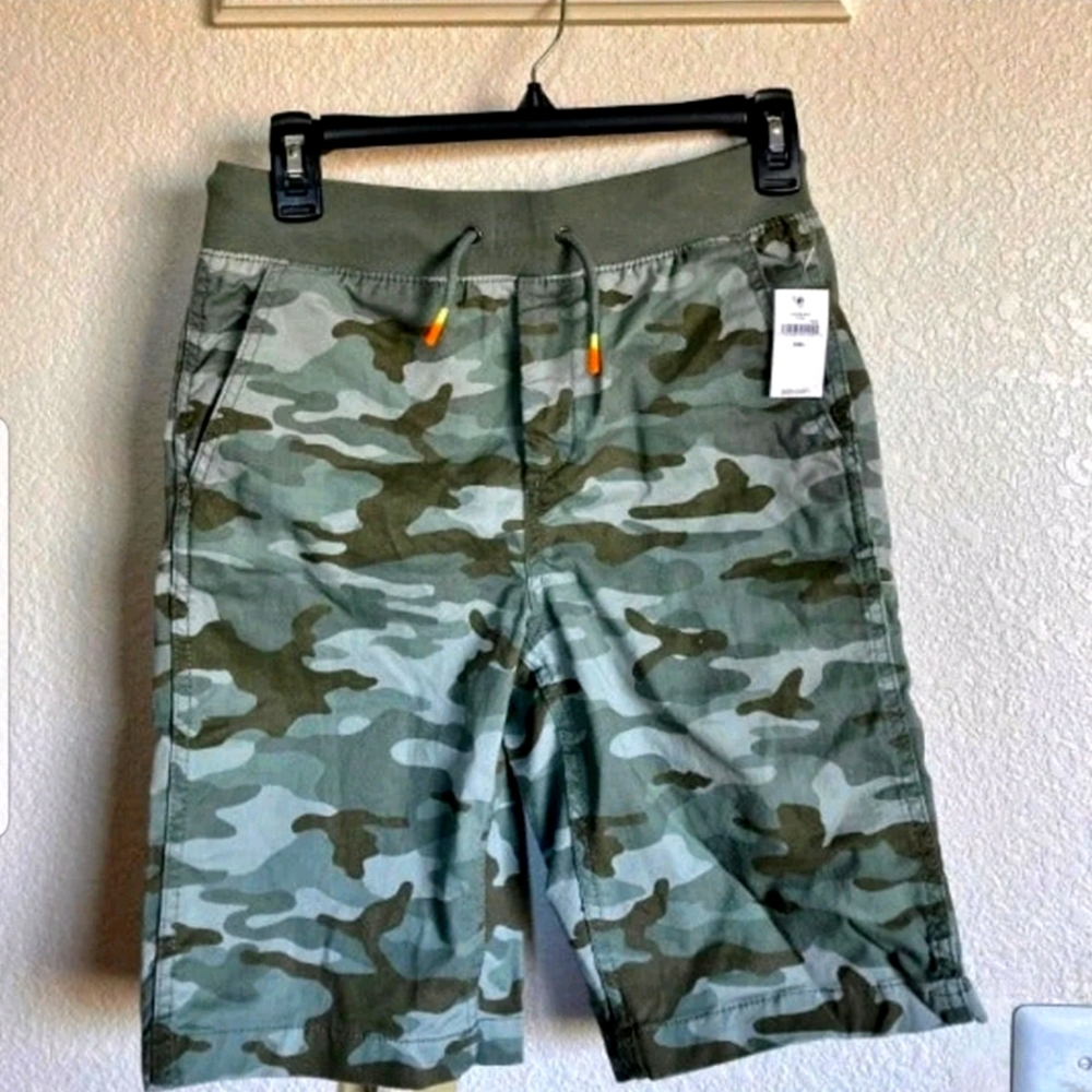 Boys Camouflage Gap Shorts XXL